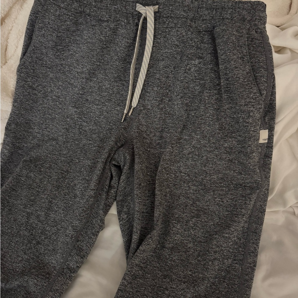 Vuori Charcoal Jogger Pants - Picture 2 of 3